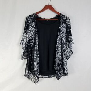Dina & Ariel‎ Shirt Womens Small Black Top Long Flare Sleeve Round Neck Layered